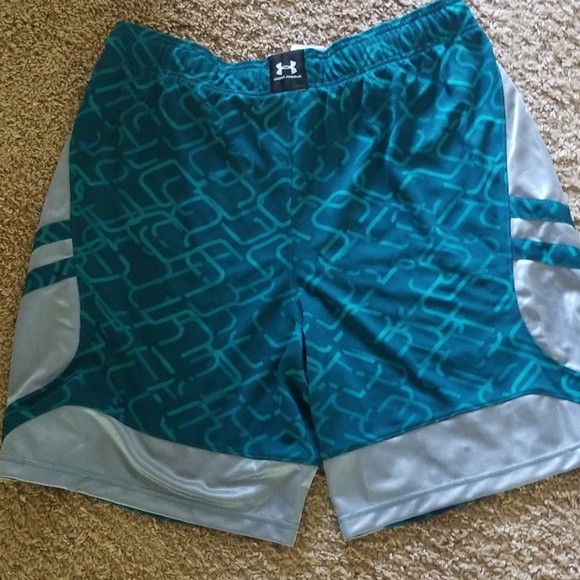 Mens basketball shorts 🏀🏀🏀 NWOT - Picture 3 of 3